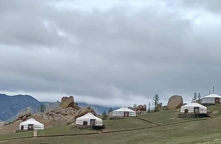 Bayan Bulagiin Hural Apache Eco Camp, Terelj Nationalpark Mongolia酒店 外观 照片